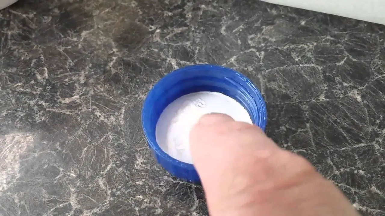 How to fix a leaking water bottle cap